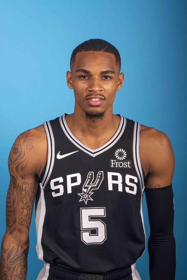 活塞通过内 活塞通过内