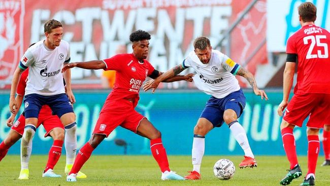 吉马良斯传 吉马良斯传