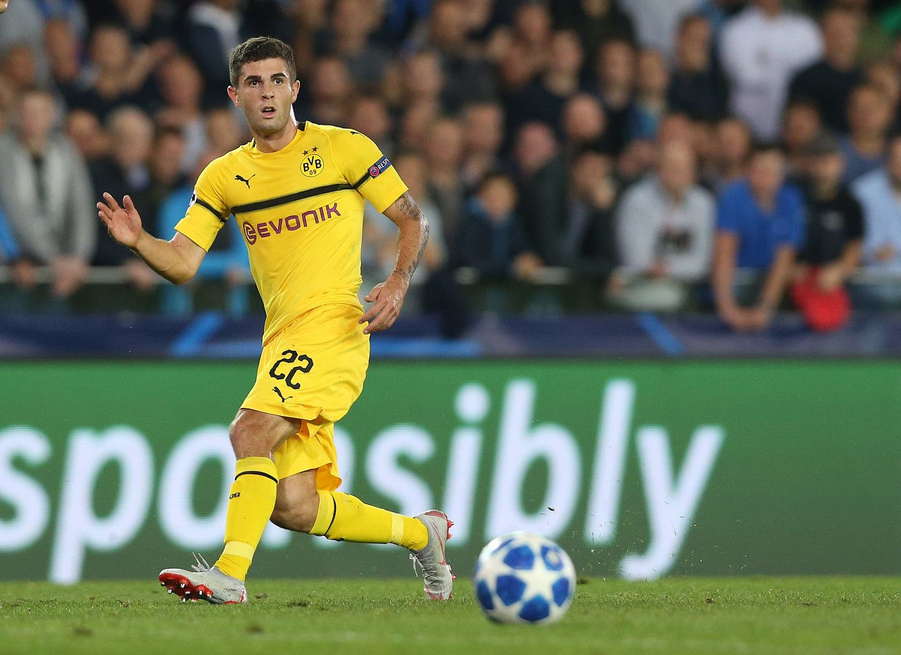 球队不仅引 球队不仅引